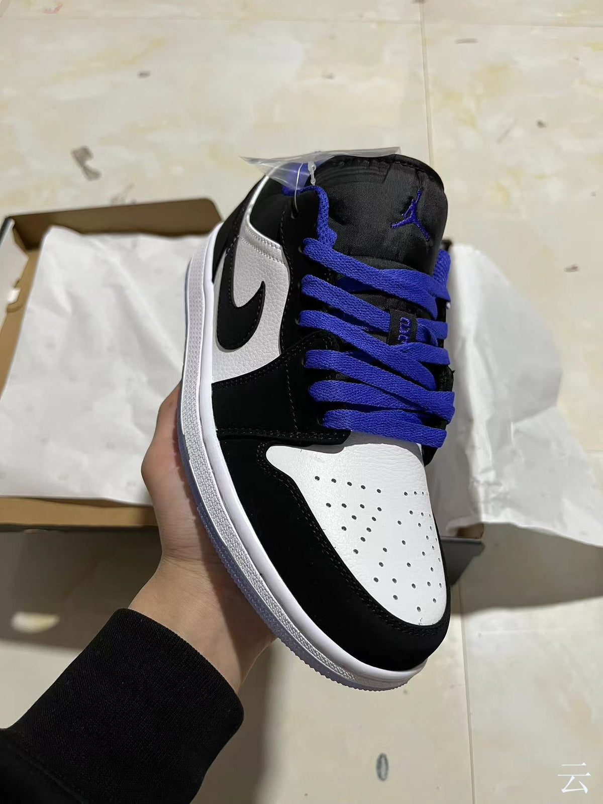 Retro Low Top Basketball Shoes, Black White Colorway, Lace Up Design, Casual Gift for Shoe Lovers