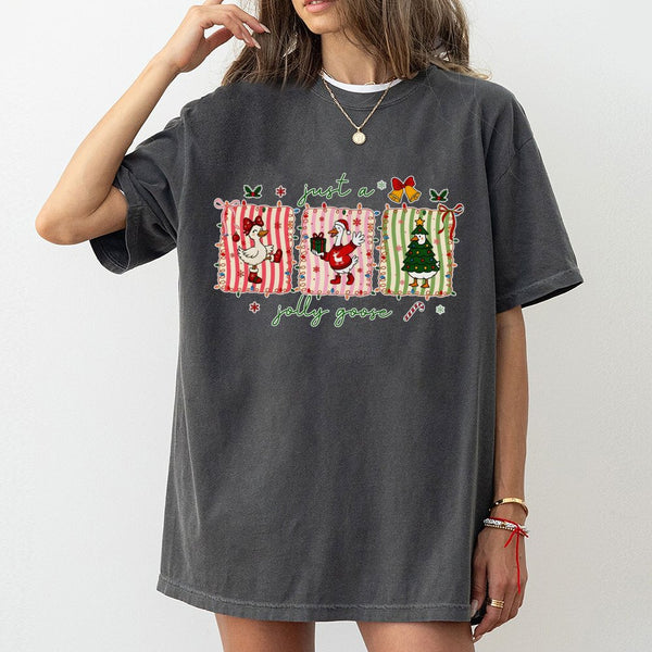 Adorable Festive Goose Graphic Tee, Jolly Goose Christmas T-Shirt, Humorous Holiday Goose Bird Shirt, Retro Xmas Goose Lover 