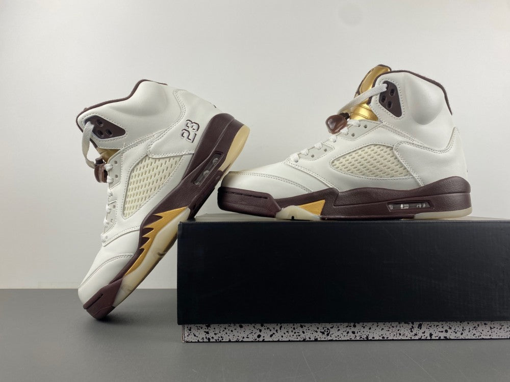 Low Top Sneakers, Gold Colorway, Leather Footwear, Lace Up Design, Casual Gift for Sneaker Fans