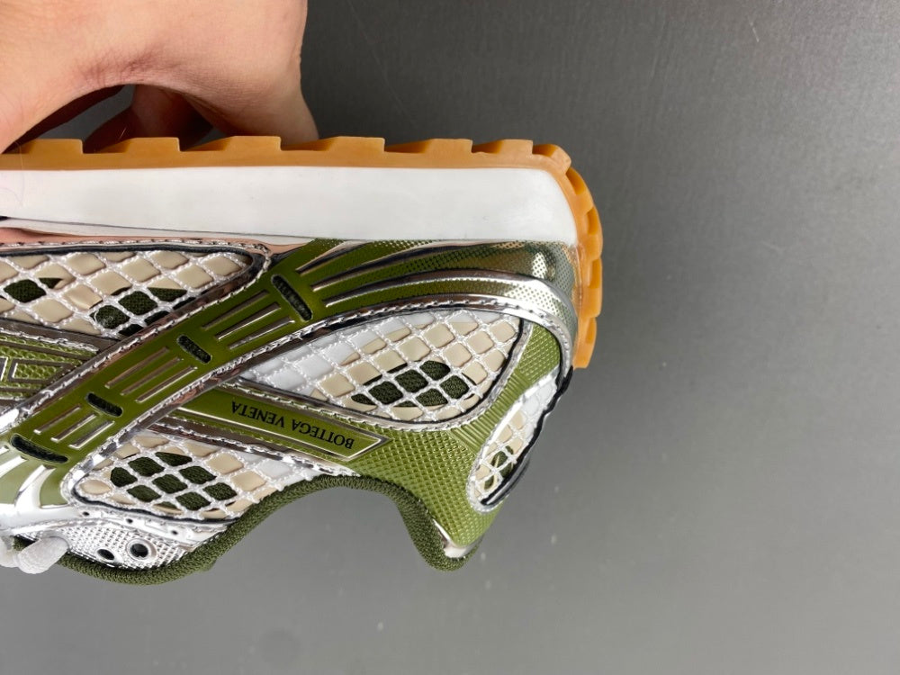 Low Top Sneakers, White Green Colorway, Lace Up Design, Casual Gift for Sneaker Fans