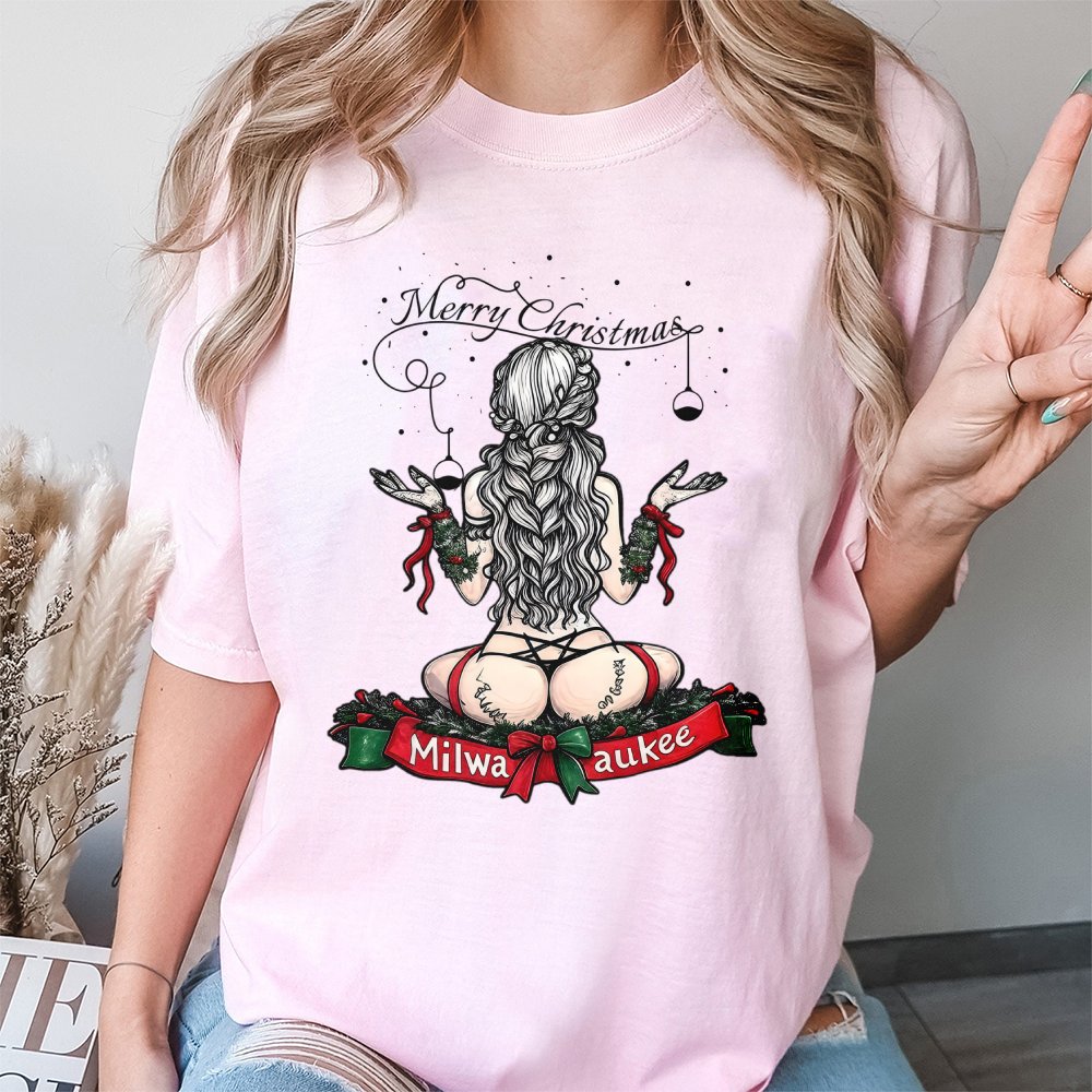 Vintage Pin-Up Girl Holiday Shirt, Milwaukee Christmas T-Shirt, Retro Milwaukee City Pride Tee, Edgy Graphic Christmas T-Shir