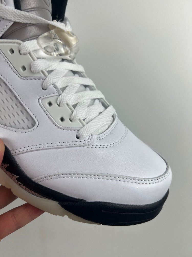 Low Top Sneakers, White Gray Colorway, Lace Up Design, Casual Gift for Sneaker Fans