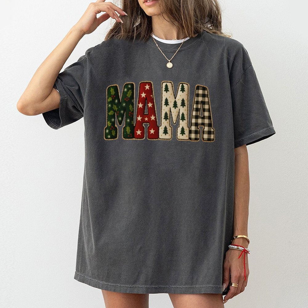 Plaid Tree Holiday Graphic Tee, Christmas Mama T-Shirt, Festive Mama Christmas Shirt, Adorable Winter Mom Tee, Family Holiday
