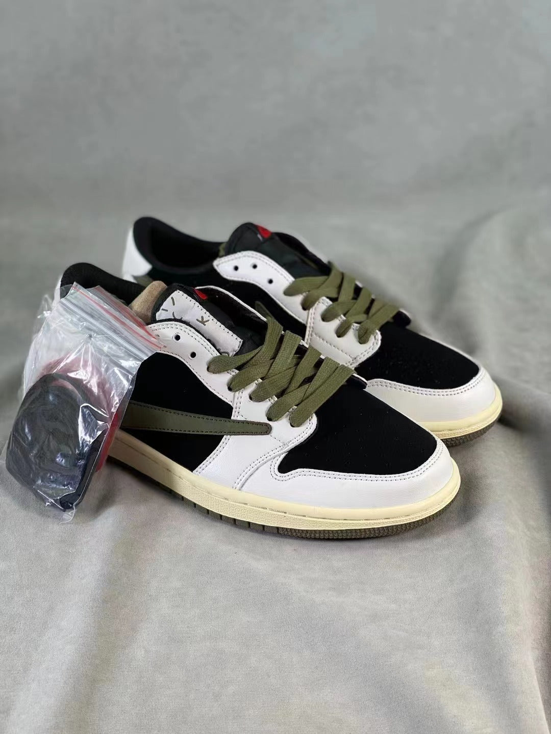 Low Top Sneakers, White Black Green Colorway, Reverse Hook Design, Lace Up Design, Casual Gift for Sneaker Fans