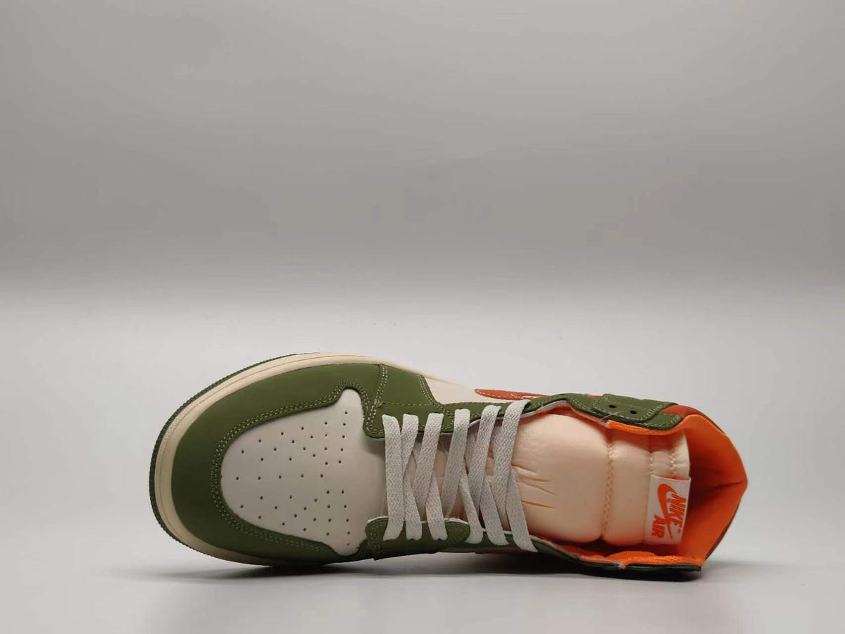 Low Top Sneakers, White Green Colorway, Lace Up Design, Casual Gift for Sneaker Fans