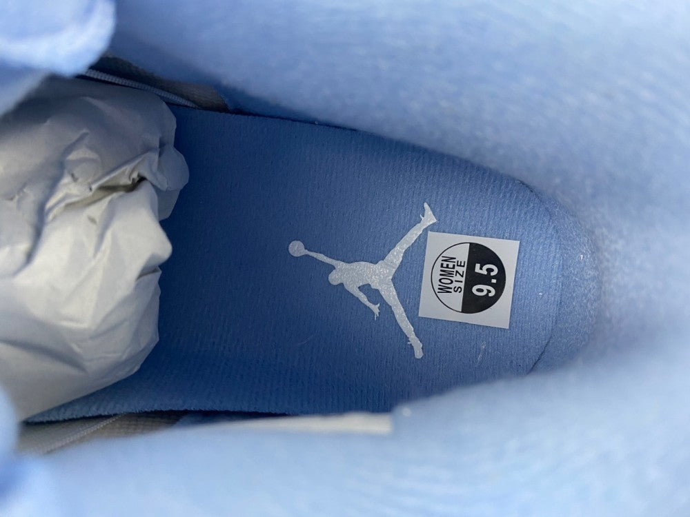 Low Top Sneakers, White Blue Colorway, Lace Up Design, Casual Gift for Sneaker Fans