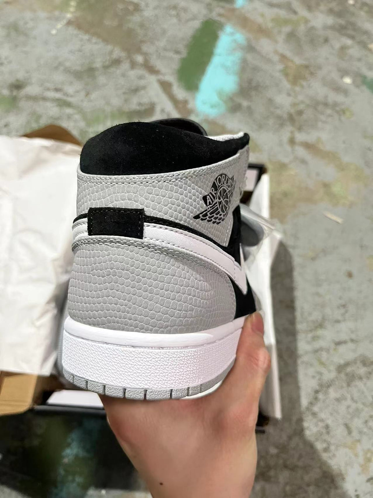 Retro Mid Top Basketball Shoes, Black Gray Colorway, Lace Up Design, Casual Gift for Shoe Lovers