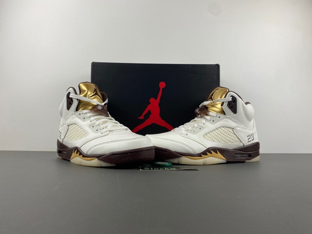 Low Top Sneakers, Gold Colorway, Leather Footwear, Lace Up Design, Casual Gift for Sneaker Fans