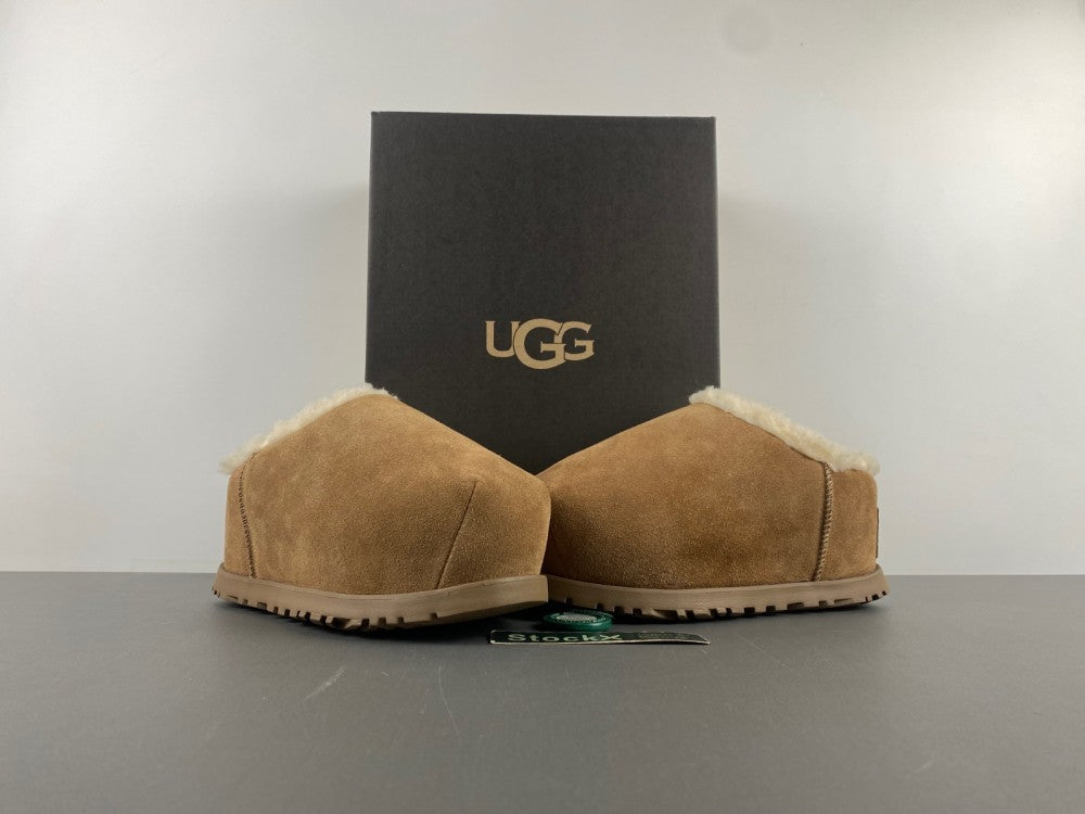 Slides, Brown Colorway, Slip On Design, Wool Detail, Casual Gift for Shoe Lovers