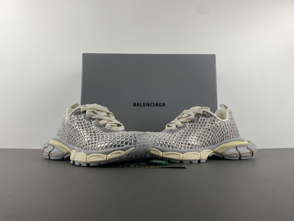Running Shoes, Off White Gray Colorway, Lace Up Design, Casual Gift for Shoe Lovers