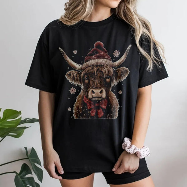Santa Hat Cow T-Shirt, Christmas Highland Cow Shirt, Plaid Bow Holiday Tee, Farmhouse Christmas T-Shirt, Festive Cow Graphic 