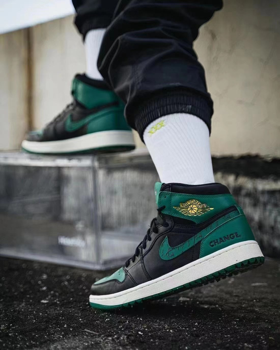 Retro High Top Golf Shoes, Black Green Colorway, Lace Up Design, Casual Gift for Shoe Lovers