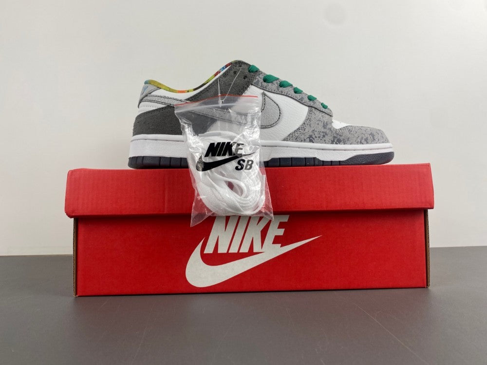 Low Top Sneakers, White Green Colorway, Lace Up Design, Casual Gift for Sneaker Fans