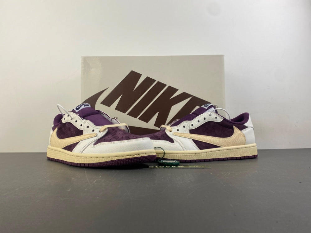Low Top Sneakers, Maroon White Colorway, Reverse Hook Design, Lace Up Design, Casual Gift for Sneaker Fans