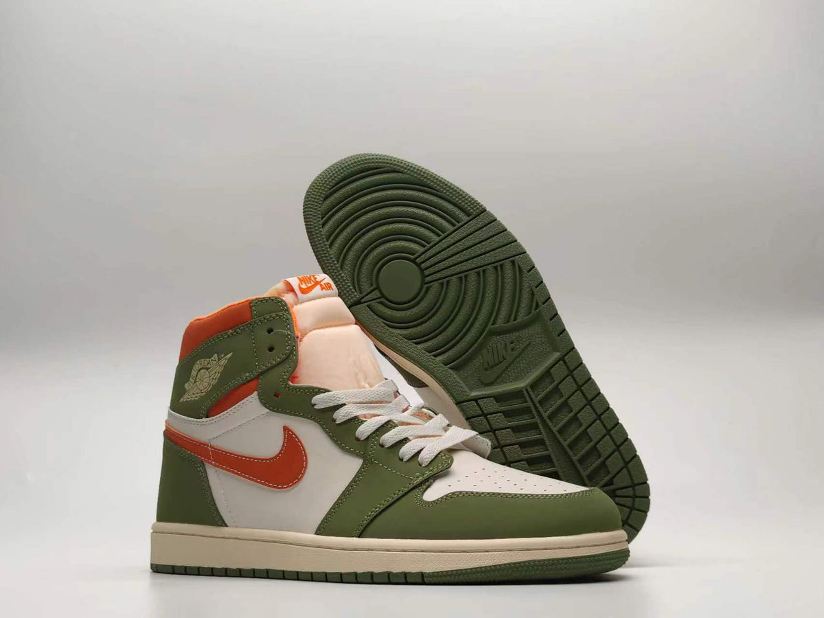 Low Top Sneakers, White Green Colorway, Lace Up Design, Casual Gift for Sneaker Fans