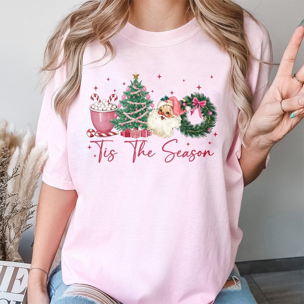 Vintage Santa and Tree T-Shirt, Tis the Season Christmas Shirt, Retro Holiday Graphic Tee, Festive Christmas Graphic Shirt Pr