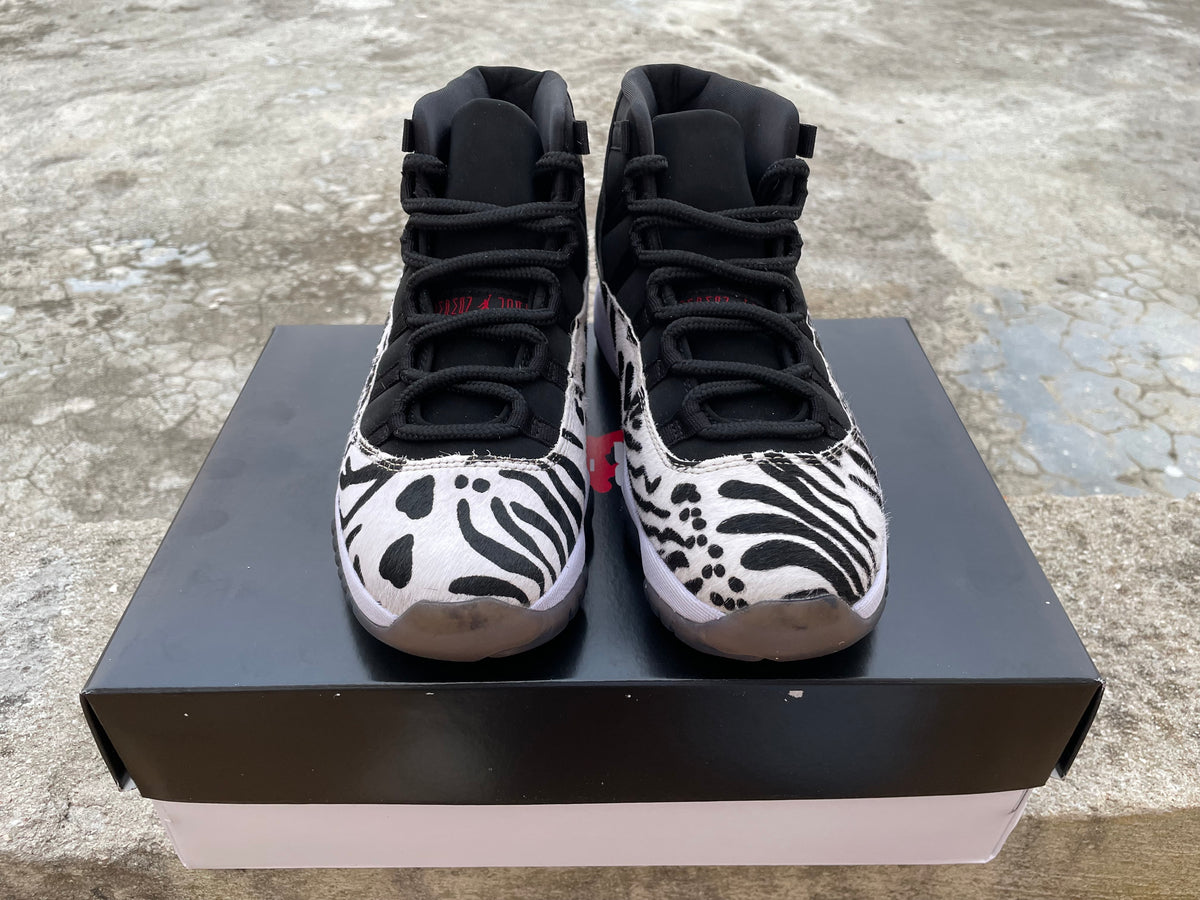 Sneakers, Black White Colorway, Cracked Pattern, Lace Up Design, Casual Gift for Sneaker Fans