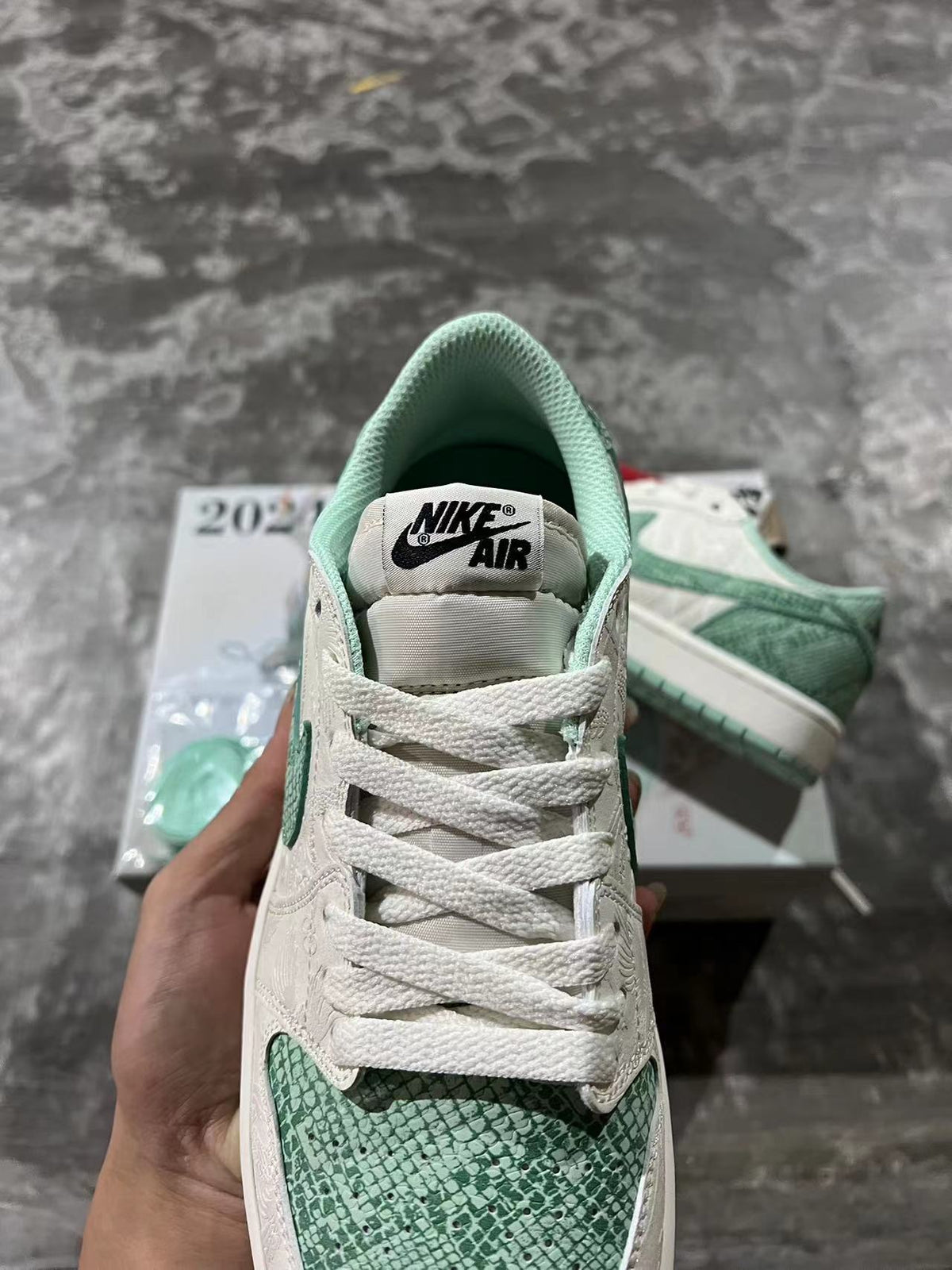 Retro Low Top Sneakers, White Green Colorway, Lace Up Design, Casual Gift for Sneaker Fans