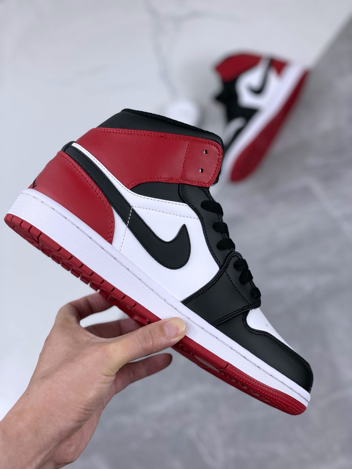 Retro Mid Top Basketball Shoes, Black Red Colorway, Lace Up Design, Casual Gift for Shoe Lovers