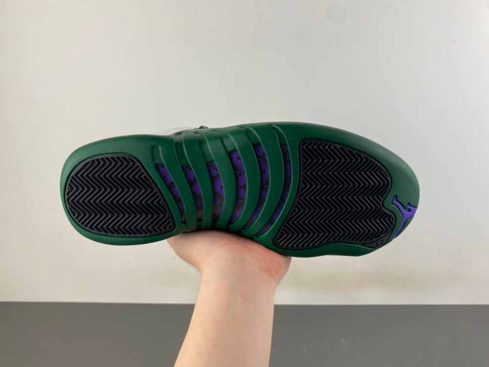 Low Top Sneakers, White Green Colorway, Lace Up Design, Casual Gift for Sneaker Fans