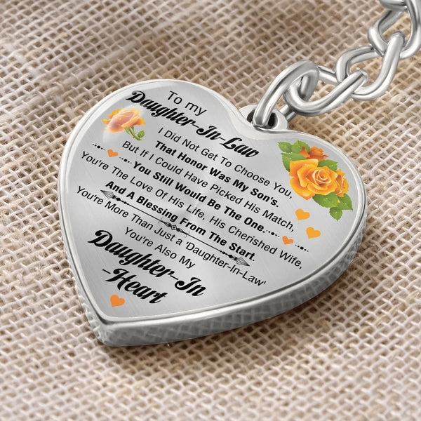 Sentimental Rose Heart Pendant Keyring, Daughter-in-Law Keychain, Meaningful Birthday Present for Her, Christmas Family Keeps