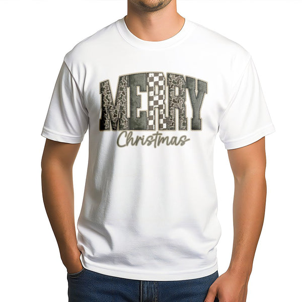 Distressed Checkered Christmas Shirt, Merry Christmas Camo T-Shirt, Camouflage Holiday Graphic Tee, Unisex Festive Xmas T-Shi