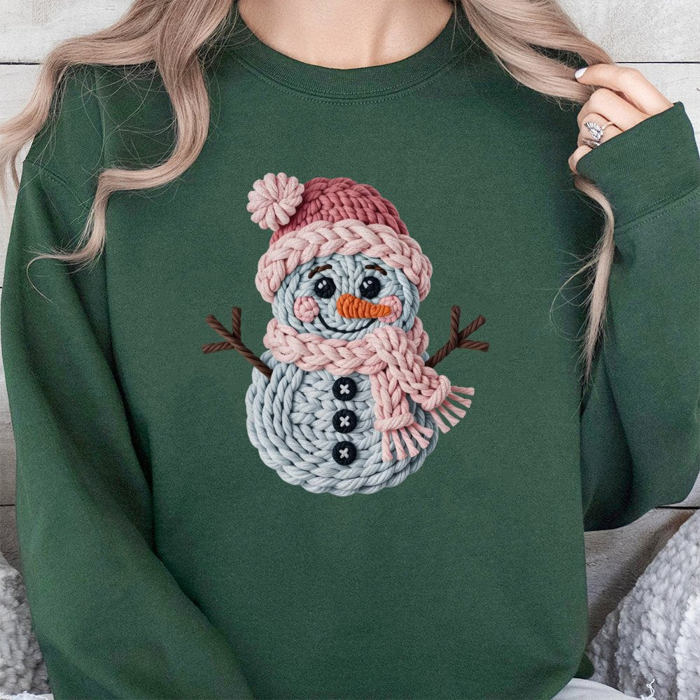 Yarn Knit Texture Graphic Holiday Sweater, Adorable Snowman Sweatshirt, Comfy Christmas Crewneck, Winter Season Aesthetic Pul