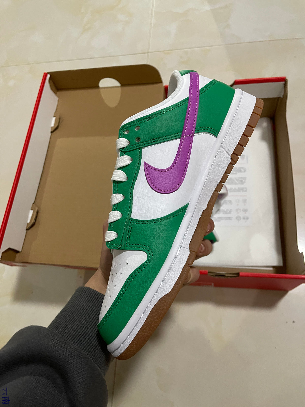 Low Top Sneakers, White Green Colorway, Lace Up Design, Casual Gift for Sneaker Fans