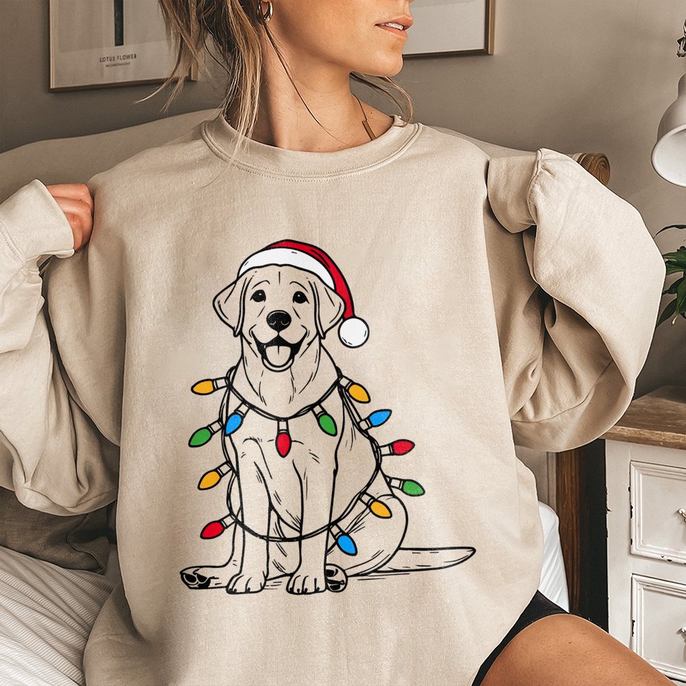 Santa Hat Dog Fairy Lights Sweater, Labrador Christmas Sweatshirt, Festive Lab Holiday Crewneck, Comfy Dog Lover Winter Pullo