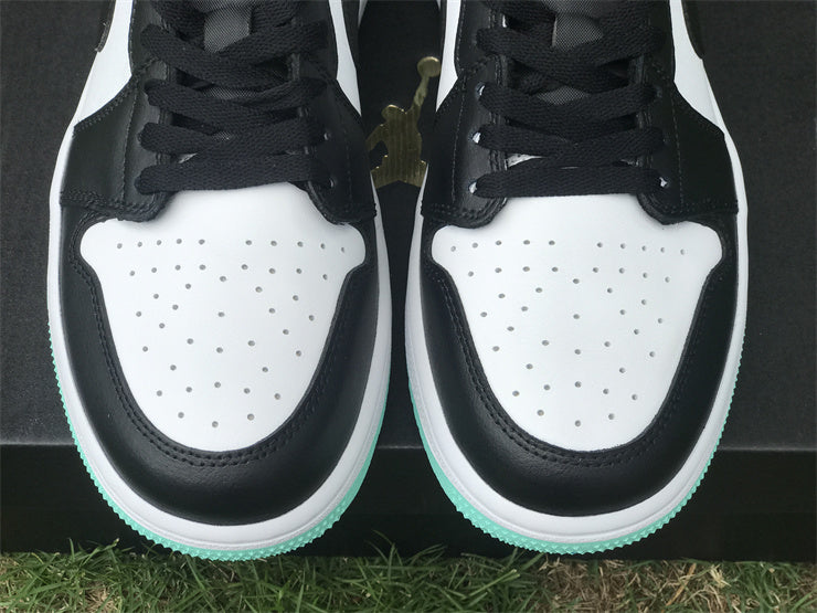 Low Top Golf Shoes, White Black Green Colorway, Lace Up Design, Casual Gift for Shoe Lovers