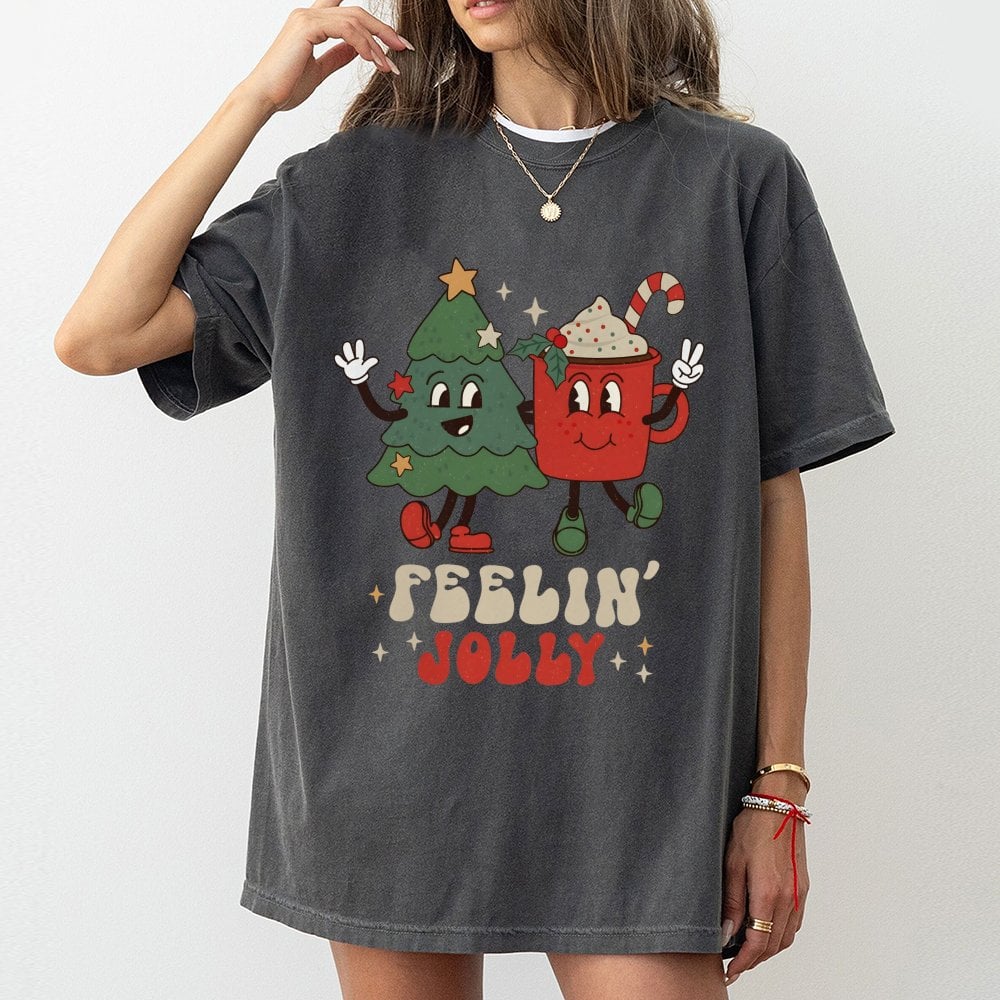 Retro Holiday Tree and Cocoa Graphic Tee, Feelin' Jolly Christmas T-Shirt, Vintage Xmas Party Shirt, Adorable Winter Apparel 