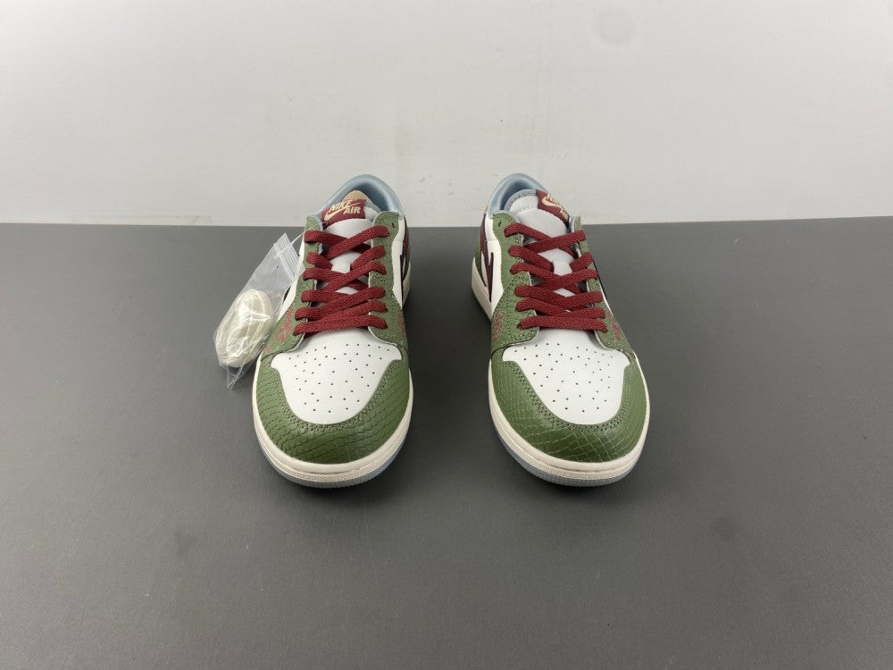 Retro Low Top Sneakers, White Green Red Colorway, Lace Up Design, Casual Gift for Sneaker Fans
