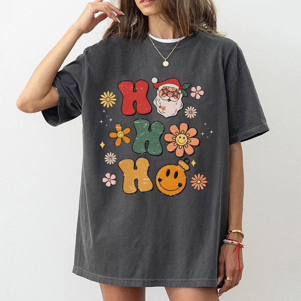 Groovy Santa Smiley Face Tee, Retro Ho Ho Ho Christmas T-Shirt, Vintage Holiday Graphic T-Shirt, Festive Teacher Xmas Shirt, 