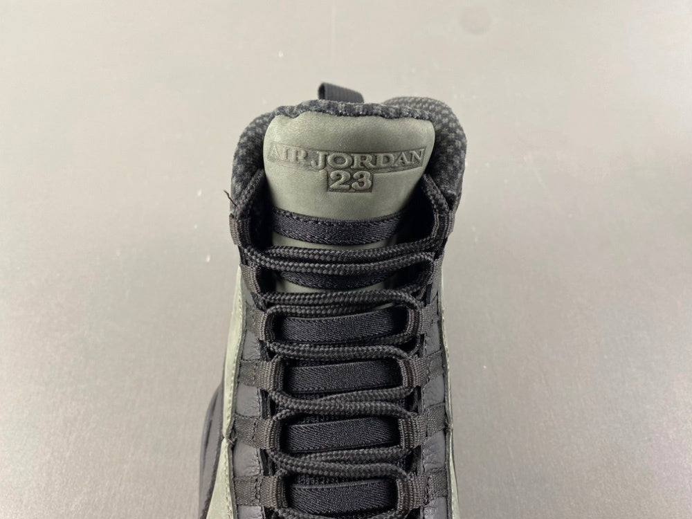 Retro Low Top Sneakers, Dark Gray Colorway, Leather Footwear, Lace Up Design, Casual Gift for Sneaker Fans