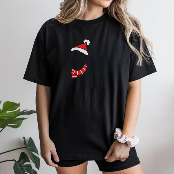 Adorable Santa Hat Pittie Puppy Graphic Tee, Pitbull Christmas T-Shirt, Holiday Dog Mom Dad Shirt, Festive Dog Lover Xmas Gra