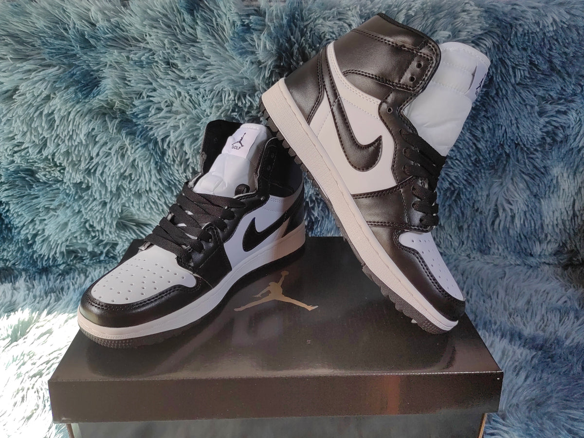 Golf Shoes, White Black Colorway, Lace Up Design, Casual Gift for Shoe Lovers
