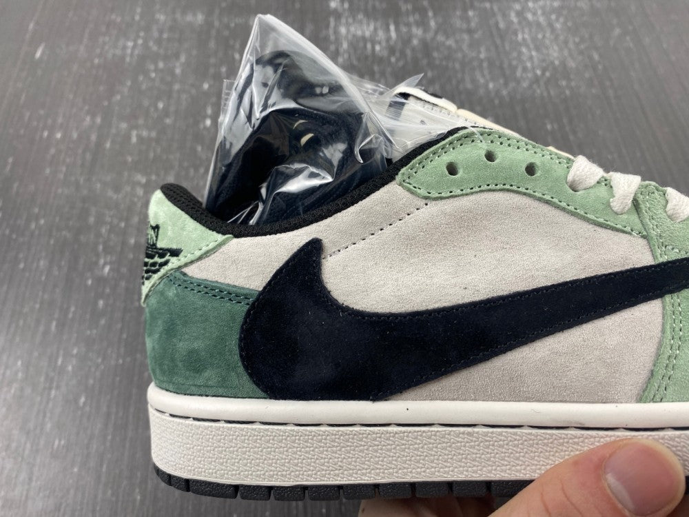 Low Top Sneakers, White Black Green Colorway, Reverse Hook Design, Lace Up Design, Casual Gift for Sneaker Fans