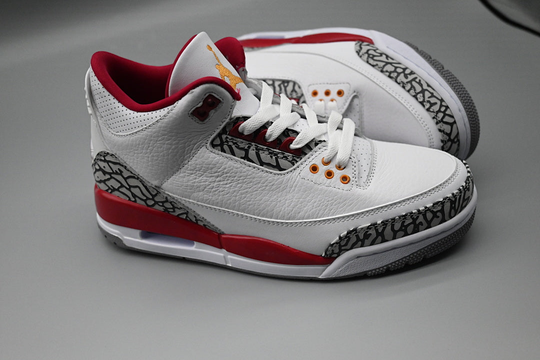 Low Top Sneakers, White Red Colorway, Lace Up Design, Casual Gift for Sneaker Fans