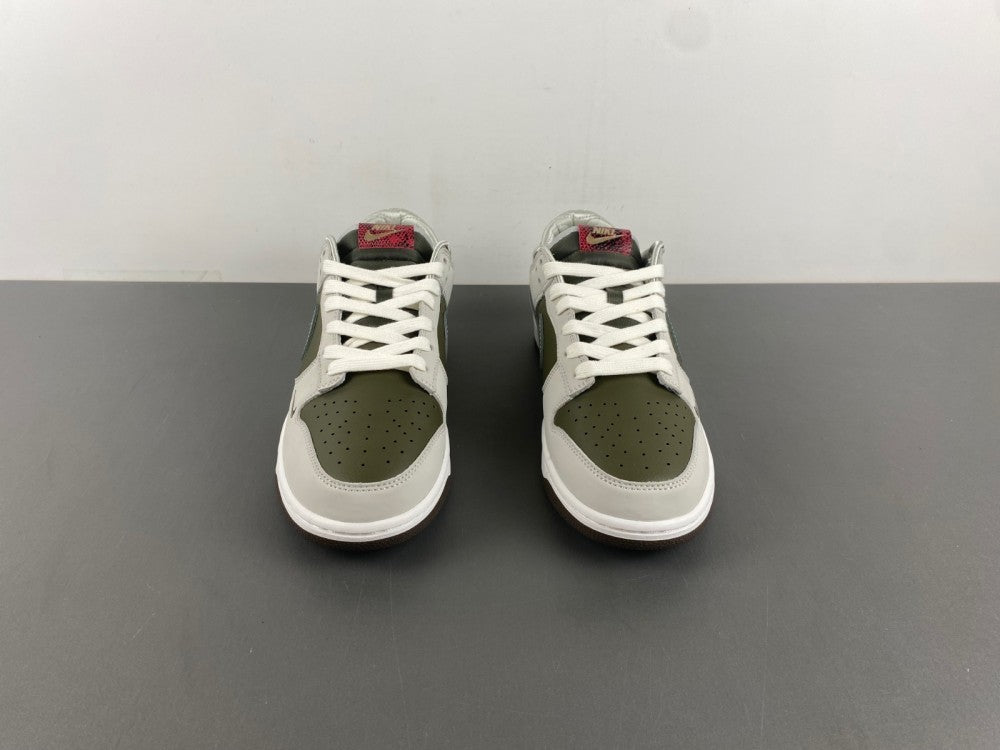 Low Top Sneakers, White Green Colorway, Reverse Hook Design, Lace Up Design, Casual Gift for Sneaker Fans