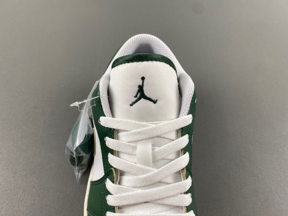 Low Top Sneakers, White Green Colorway, Lace Up Design, Casual Gift for Sneaker Fans