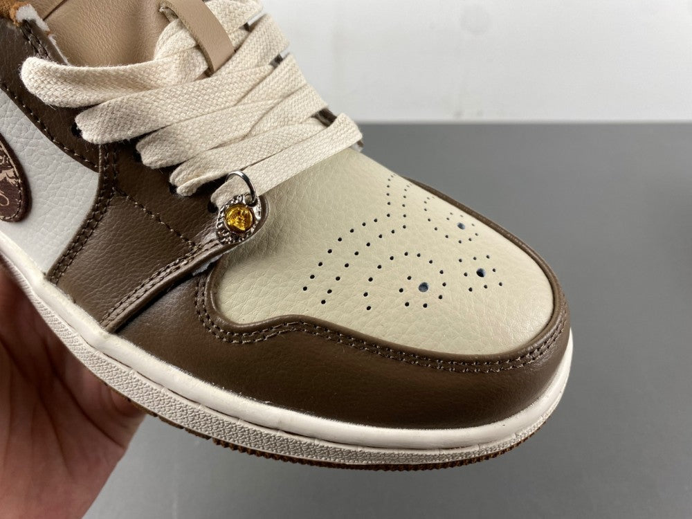 Low Top Sneakers, White Brown Colorway, Lace Up Design, Casual Gift for Sneaker Fans