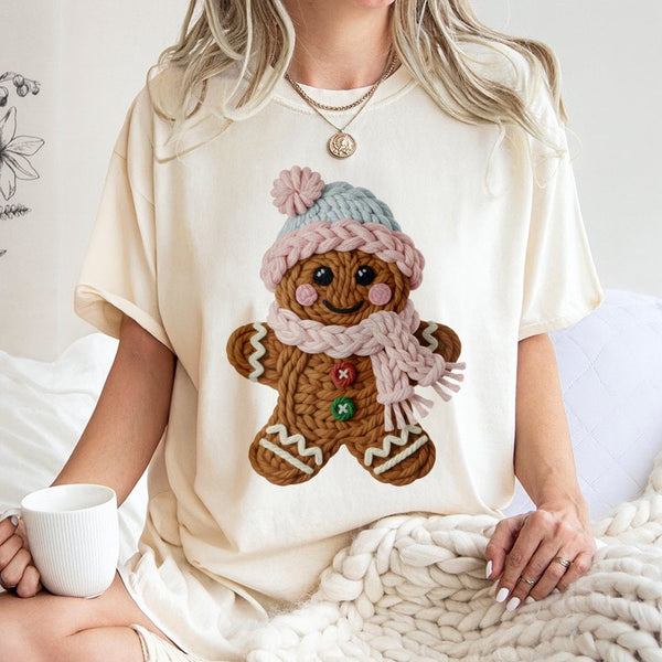 Faux Yarn Gingerbread Shirt, Knitted Gingerbread Man T-Shirt, Adorable Holiday Graphic Tee, Festive Christmas Gingerbread T-S