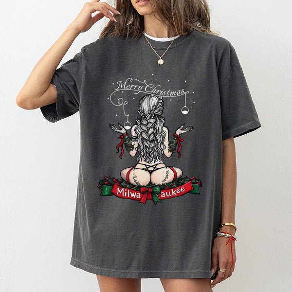 Vintage Pin-Up Girl Holiday Shirt, Milwaukee Christmas T-Shirt, Retro Milwaukee City Pride Tee, Edgy Graphic Christmas T-Shir