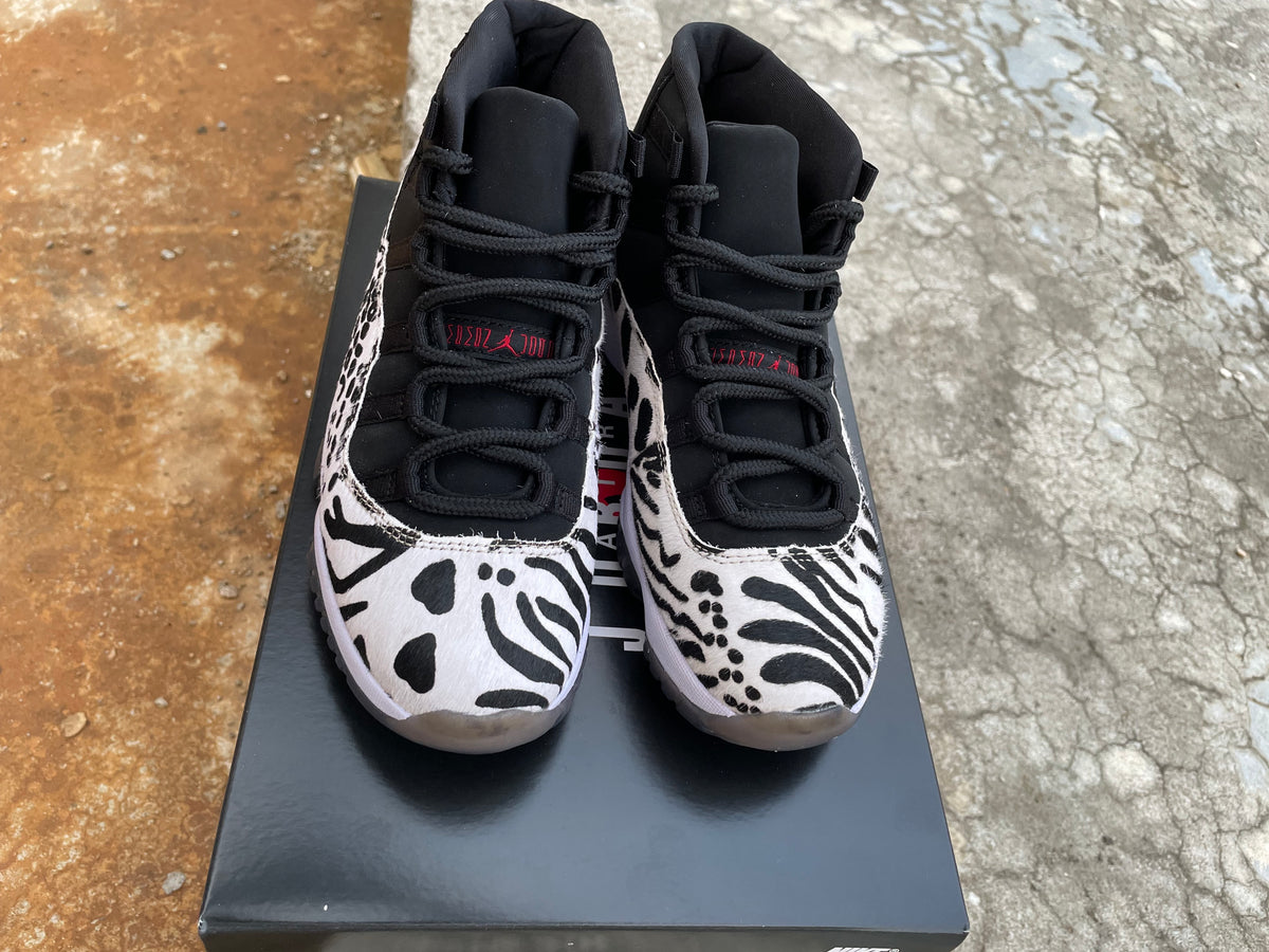 Sneakers, Black White Colorway, Cracked Pattern, Lace Up Design, Casual Gift for Sneaker Fans
