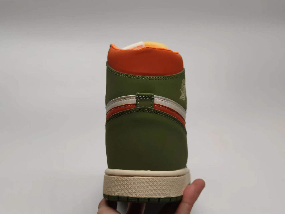 Low Top Sneakers, White Green Colorway, Lace Up Design, Casual Gift for Sneaker Fans