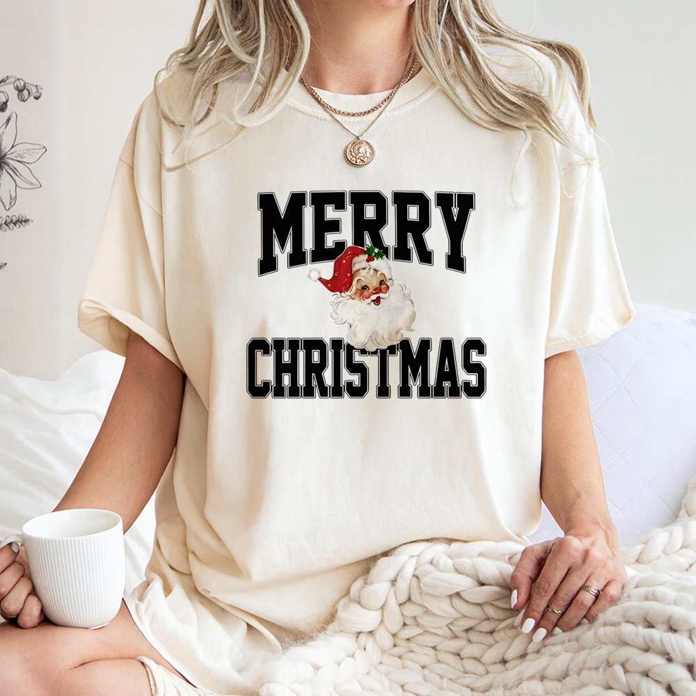 Retro Santa Claus Shirt, Vintage Merry Christmas Santa T-Shirt, Festive Xmas Graphic Tee, Adorable Christmas Graphic T-Shirt,