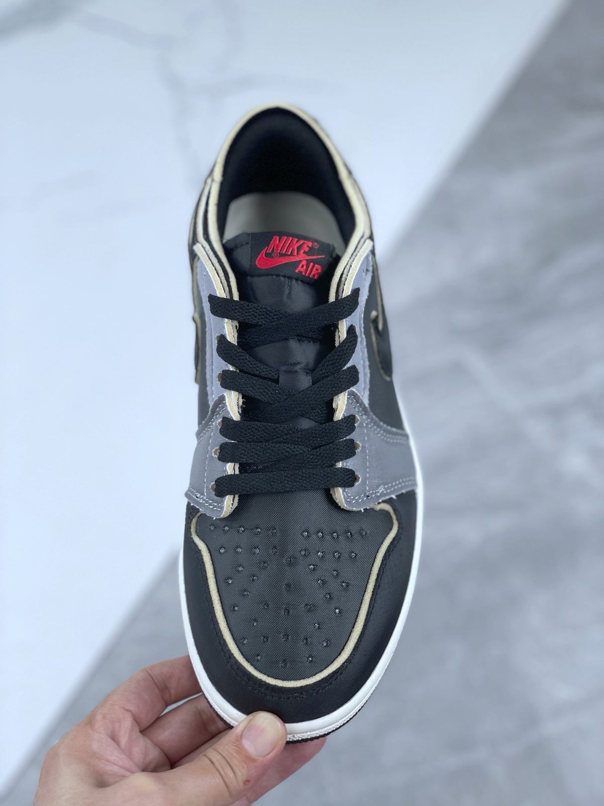 Retro Low Top Sneakers, Black Gray Colorway, Lace Up Design, Casual Gift for Sneaker Fans