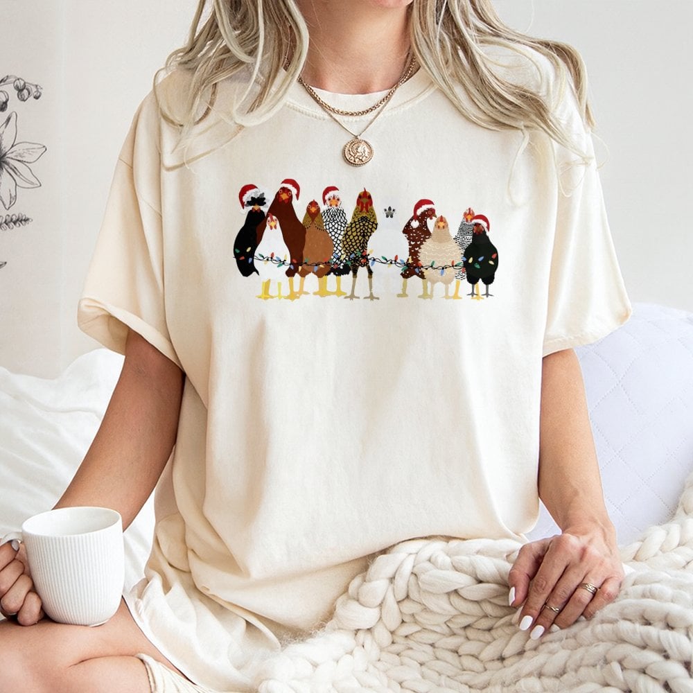 Humorous Holiday Chicken Shirt, Christmas Chicken T-Shirt, Retro Farm Animal Graphic Tee, Adorable Chicken Lover T-Shirt, Far