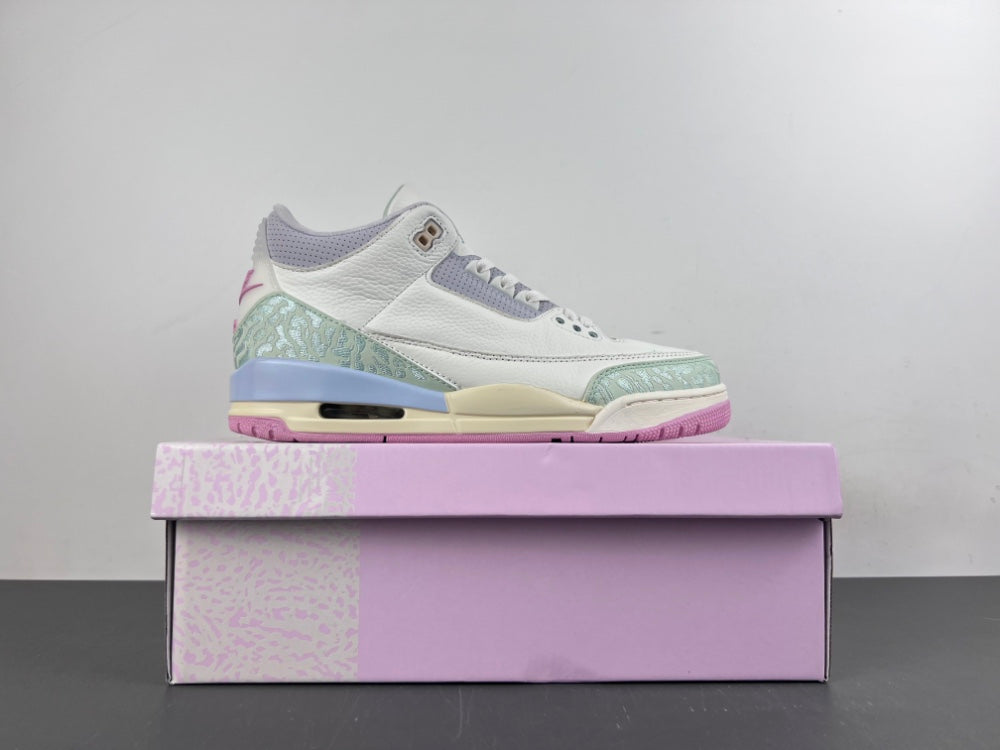 Retro Low Top Sneakers, White Green Pink Colorway, Lace Up Design, Casual Gift for Sneaker Fans