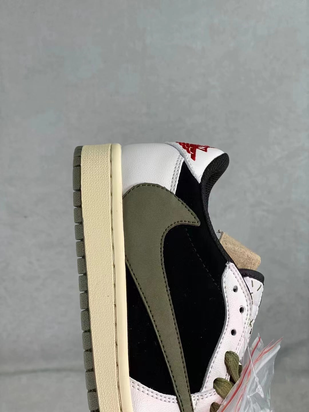 Low Top Sneakers, White Black Green Colorway, Reverse Hook Design, Lace Up Design, Casual Gift for Sneaker Fans